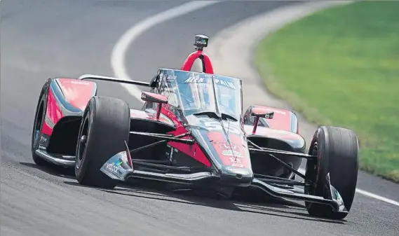  ?? FOTO: AP ?? Alex Palou, del equipo Dale Coyne Racing, consiguió ayer el séptimo mejor tiempo que le dio acceso al ‘Fast Nine’ en la primera ocasión que disputa la mítica carrera americana