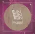  ??  ?? Run Run Run. Emily Loizeau, Julie-Anne Roth et Csaba Palotaï. (December Square)