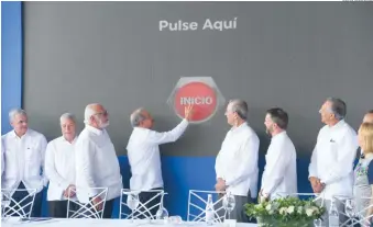  ?? LUIS GÓMEZ ?? El presidente Medina dio inicio a los trabajos de ampliación del puerto DP World Caucedo.