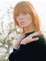 ??  ?? Die als Christa Päffgen in Köln geborene Nico im Jahr 1967. Damals erschien das Debütalbum von Velvet Undergroun­d. Nico starb 1988 auf Ibiza. Sie wurde 50 Jahre alt.