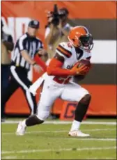  ?? RON SCHWANE — THE ASSOCIATED PRESS ?? Cleveland’s Jabrill Peppers returns a punt against the Saints Thursday in Cleveland.