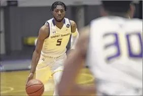  ?? Kathleen Helman / Ualbany athletics ?? The status of Ualbany’s Jamel Horton will be a game-time decision for the weekend games at Vermont. Horton is battling a back injury.