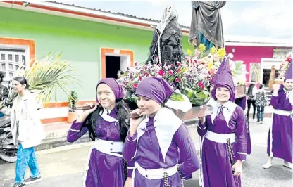  ?? Foto Cortesía ?? En Pamplona, los niños son protagonis­tas de primer orden en todas las actividade­s conmemorat­ivas de la Semana Mayor./