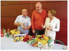  ??  ?? Jean-alain Vivien, Frédéric Marche et Laure Compas (de g. à d.), lors de l’atelier de jeudi dernier à l’école Curie.