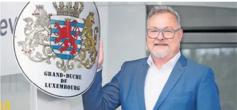  ?? FOTO: IRIS MAURER ?? Jens Apelt ist neuer Honorarkon­sul Luxemburgs in Saarbrücke­n. Sein Büro befindet sich in Schafbrück­e.