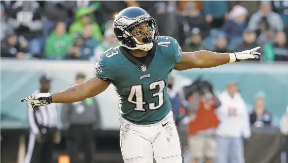  ?? MATT ROURKE/AP FILE PHOTO ?? The Eagles' Darren Sproles is one of three running backs coach Doug Pedersen has been using to keep opponents guessing about his team's offense.