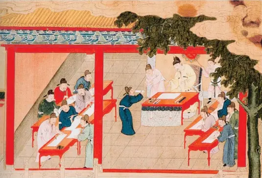  ??  ?? EL EXAMEN
Esta pintura de la dinastía Song muestra un momento del examen de Palacio, uno de los de más alto nivel