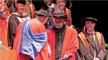  ??  ?? Sri Lankan tea industry veteran and Dilmah Tea Founder Merrill J. Fernando (second from right) on Friday seen being presented the Doctor of Science by Massey University in New Zealand. Turn to page 10 for detailed story.