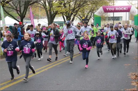  ?? PHOTOS BY DAVID MEKEEL — MEDIANEWS GROUP ?? Runners take part in the Girls on the Run 5K at Penn State Berks on Saturday, Nov. 13s.