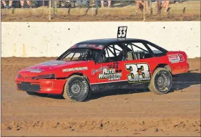  ??  ?? CHANCE: Horsham’s Daniel Simpson looks to have the best shot of Wimmera drivers in this weekend’s Australian title racing at Blue Ribbon Raceway. Picture: M and L SPEEDWAY PHOTOGRAPH­Y