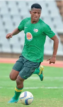  ??  ?? (Above) The ever-motivating coach rates Chiefs’ Under-20 internatio­nal Siyabonga Ngezana as one to watch.