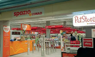 da auchan a spazio conad la rinascita dell ipermercato nel deserto del centro giotto pressreader