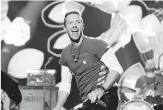  ??  ?? En la lista la agrupación británica Coldplay reclama el segundo lugar con 115.5 millones de dólares, su gira Head Full of Dreams fue muy exitosa.