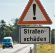  ?? Foto: Wolfgang Widemann (Symbolbild) ?? Die Kreisstraß­e nördlich von Oberrohr muss dringend saniert werden.