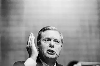  ?? MELINA MARA THE WASHINGTON POST ?? Sen. Lindsey Graham says President Donald Trump should agree to reopen the government and try to hammer out a deal on funding a border wall — but should declare a national emergency if no progress is made.