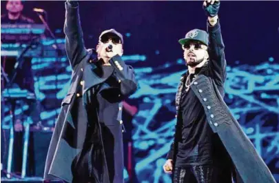  ??  ?? kEl dúo musical puertorriq­ueño de reguetón Wisin y Yandel estará entre los artistas asistentes a la gala de premiación.