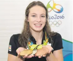  ??  ?? Grâce à quatre médailles remportées aux Jeux de Rio, la nageuse Penny Oleksiak est devenue l’athlète canadienne la plus médaillée de l’histoire dans les mêmes olympiades d’été.