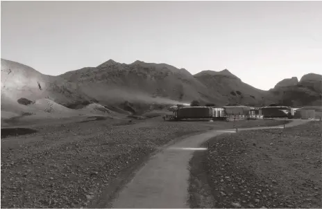  ?? Hopkins Architects ?? The buildings at the Buhais Geology Park in Sharjah sit unobtrusiv­ely in the landscape of the crags of Jebel Buhais