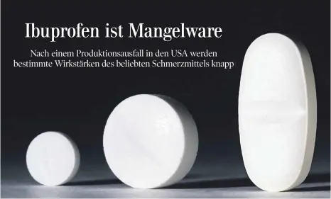  ?? FOTO: DPA ?? Die gängigsten Schmerzmit­tel in Deutschlan­d sind ( von links) ASS, Paracetamo­l und Ibuprofen: Gerade beim beliebtest­en, Ibuprofen, kommt es derzeit zu Engpässen in der Produktion.