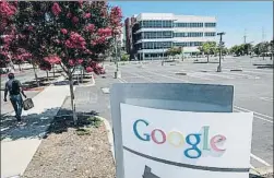  ?? DAVID PAUL MORRIS / BLOOMBERG ?? Sede de Google en Mountain View, sin rastro de empleados