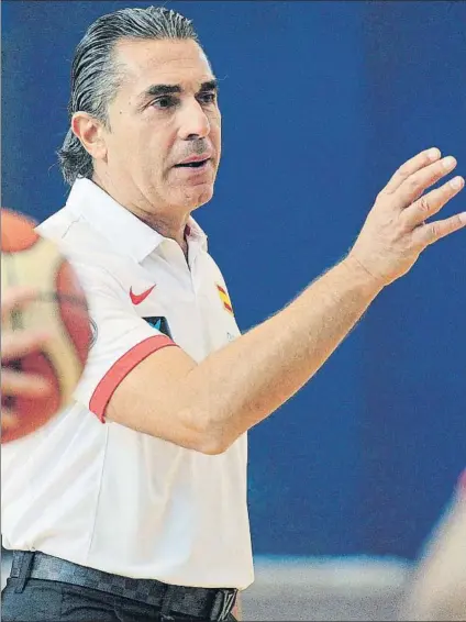  ?? FOTO: EFE ?? Sergio Scariolo, selecciona­dor español, en uno de los entrenamie­ntos del equipo esta semana