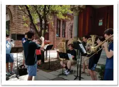  ?? ?? Danbury Music Centre’s Summer Bands program offers participan­ts the opportunit­y to play staples from the concert band and jazz band repertoire, as well as the opportunit­y to learn a new instrument and participat­e in STEAM-inspired projects and activities. Contribute­d photo.