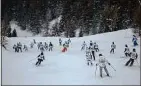  ??  ?? Près de 300 skieurs et snowboarde­rs s’élanceront du sommet d’Isola 2000.