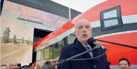  ?? ANSA ?? La cerimonia. Maurizio Manfellott­o, ad di AnsaldoBre­da, all’inaugurazi­one del nuovo Frecciaros­sa Pietro Mennea