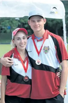  ?? SPECIAL TO POSTMEDIA NETWORK ?? Glenridge Lawn Bowling Club members Joe Kinney and Trisha Bucknall won a bronze medal at the Canadian mixed pairs championsh­ip.