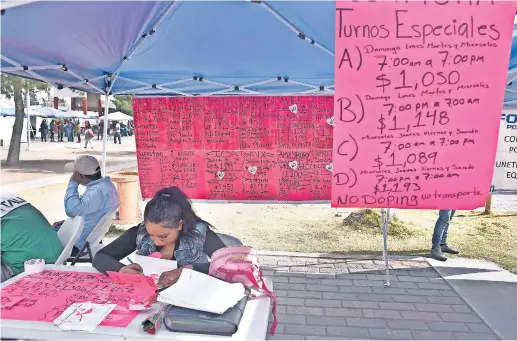  ??  ?? Empresas implementa­n hasta tres tipos de turnos en una sola jornada laboral