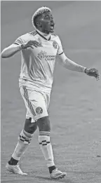  ?? GAELEN MORSE/COLUMBUS DISPATCH ?? Gyasi Zardes scored two goals in the first 33 minutes on Thursday.