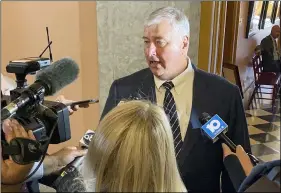  ?? ANDREW WELSH-HUGGINS — THE ASSOCIATED PRESS ?? Former Republican Speaker Larry Householde­r speaks to the media immediatel­y after his expulsion from the Ohio House on June 16.