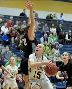  ?? Matt Freed/Post-Gazette ?? Mt. Lebanon sophomore guard Ashleigh Connor (15) leads Class 6A with 20.6 points per game.