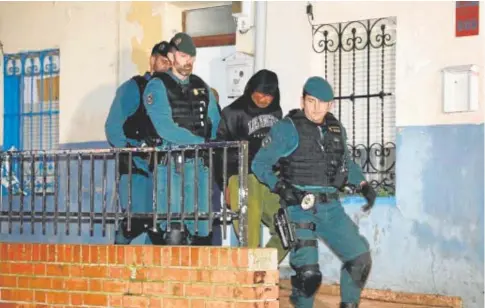  ?? // ABC ?? Momento de la detención de Dilawar Hussain el pasado enero en Madrid