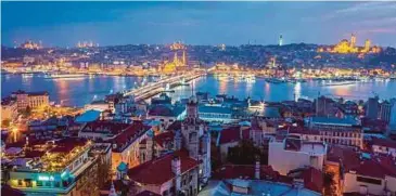  ??  ?? ISTANBUL yang dulu dikenali sebagai Kota Konstantin­opel menjadi pusat perkembang­an Islam sehingga ke wilayah Balkan dan Eropah Timur.