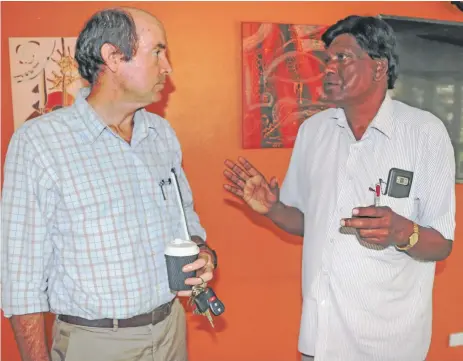  ??  ?? Fiji Masters Builders Associatio­n President Vijay Raghwan(right) with Fiji Associatio­n of Architects Representa­tive Jon Orton at the last FMBA 56th Annual General Meeting held in Suva.