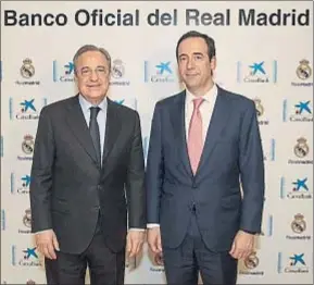  ?? CAIXABANK ?? Florentino Pérez y Gonzalo Gortázar, tras la firma del acuerdo