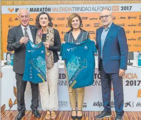  ??  ?? Presentaci­ón oficial del Medio Maratón de Valencia, con 14.200 corredores y a por récords