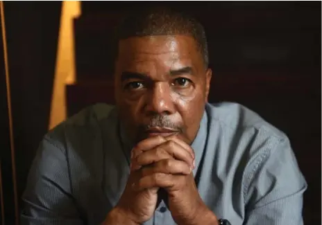  ?? MICHAEL ROBINSON CHAVEZ/THE WASHINGTON POST ?? Evans Ray Jr., now in his 50s, is getting to know his kids, holding down a job and speaking out against the law that sought to keep him behind bars for life.