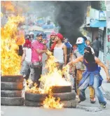  ?? RICARDO FLETE ?? Protesta generó caos en el entorno del Hospedaje Yaque .