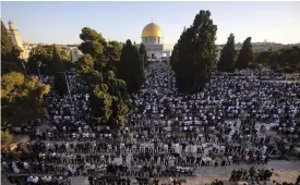  ?? FOTO: MAHMOUD ILLEAN/TT-AP ?? Islams tredje heligaste plats, al-Aqsamoskén i Jerusalem, är en av otaliga frågor som kan påverka hur framtiden i regionen blir efter avtalet mellan Israel och Förenade arabemirat­en. Arkivbild.