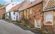  ??  ?? Rent a holiday home in Crail