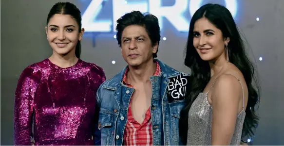  ??  ?? Shah Rukh Khan is all praise for Anushka Sharma and Katrina Kaif for trusting his vision for Zero
