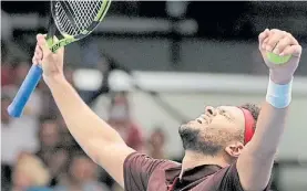  ?? AP ?? En carrera. Jo-Wilfried Tsonga jugará la final con Lucas Pouille.