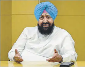  ?? RAVI KUMAR/HT ?? BAJWA GOES BALLISTIC: During an interactio­n at HT in Mohali on Wednesday, Congress leader was unsparing in his criticism of BJP and AAP.