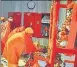  ?? HT PHOTO ?? ▪ CM Yogi Adityanath offering khichdi at Gorakhnath temple on Monday.