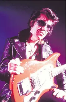  ??  ?? Guitarist Link Wray, whose 1985 hit Rumble gives this documentar­y its name, influenced acts like Iggy Pop and the Ramones.