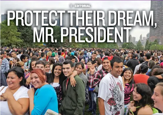  ?? SUN- TIMES FILES ?? Thousands of Dreamers line up in 2012 to sign up for DACA, the Deferred Action for Childhood Arrivals program establishe­d by President Barack Obama.