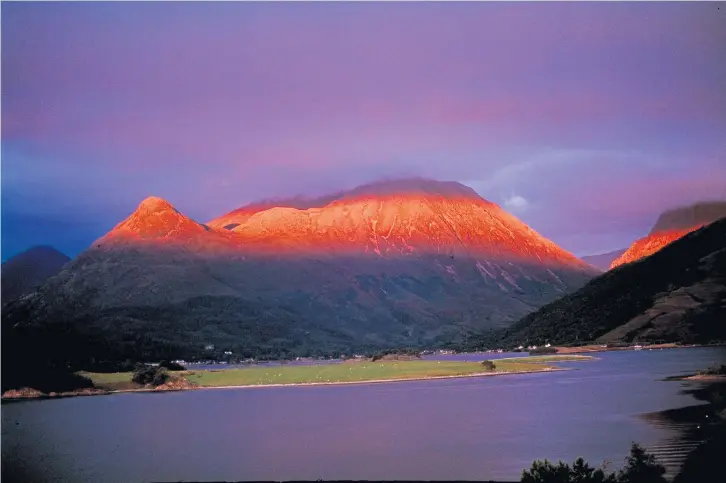  ??  ?? RED ALERT: The Pap of Glencoe takes on an other-worldly appearance in this striking photograph by Alastair