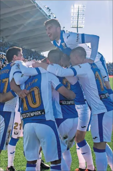  ??  ?? ALEGRÍA PEPINERA. Los jugadores del Leganés celebran uno de los goles ante el Villarreal.
